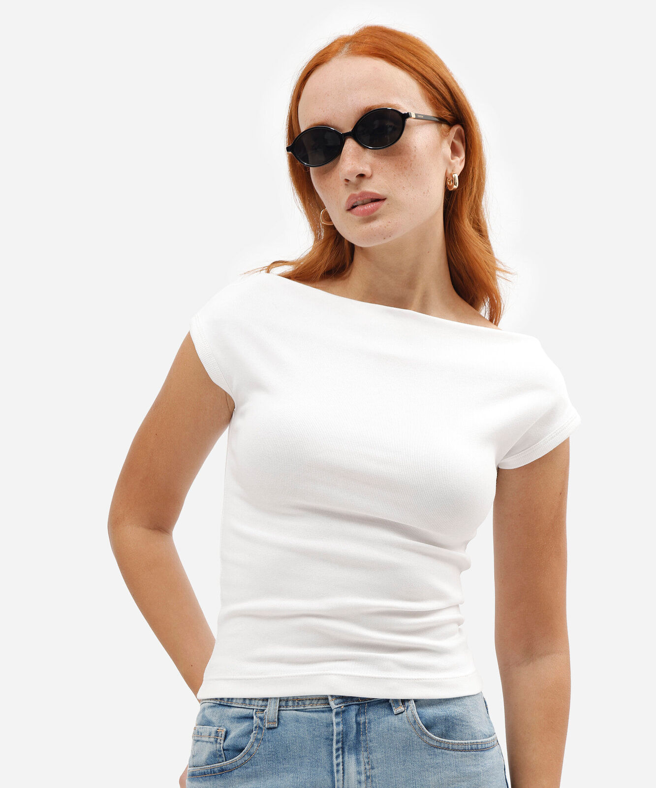 blusa feminina de algodão decote canoa manga curta off white