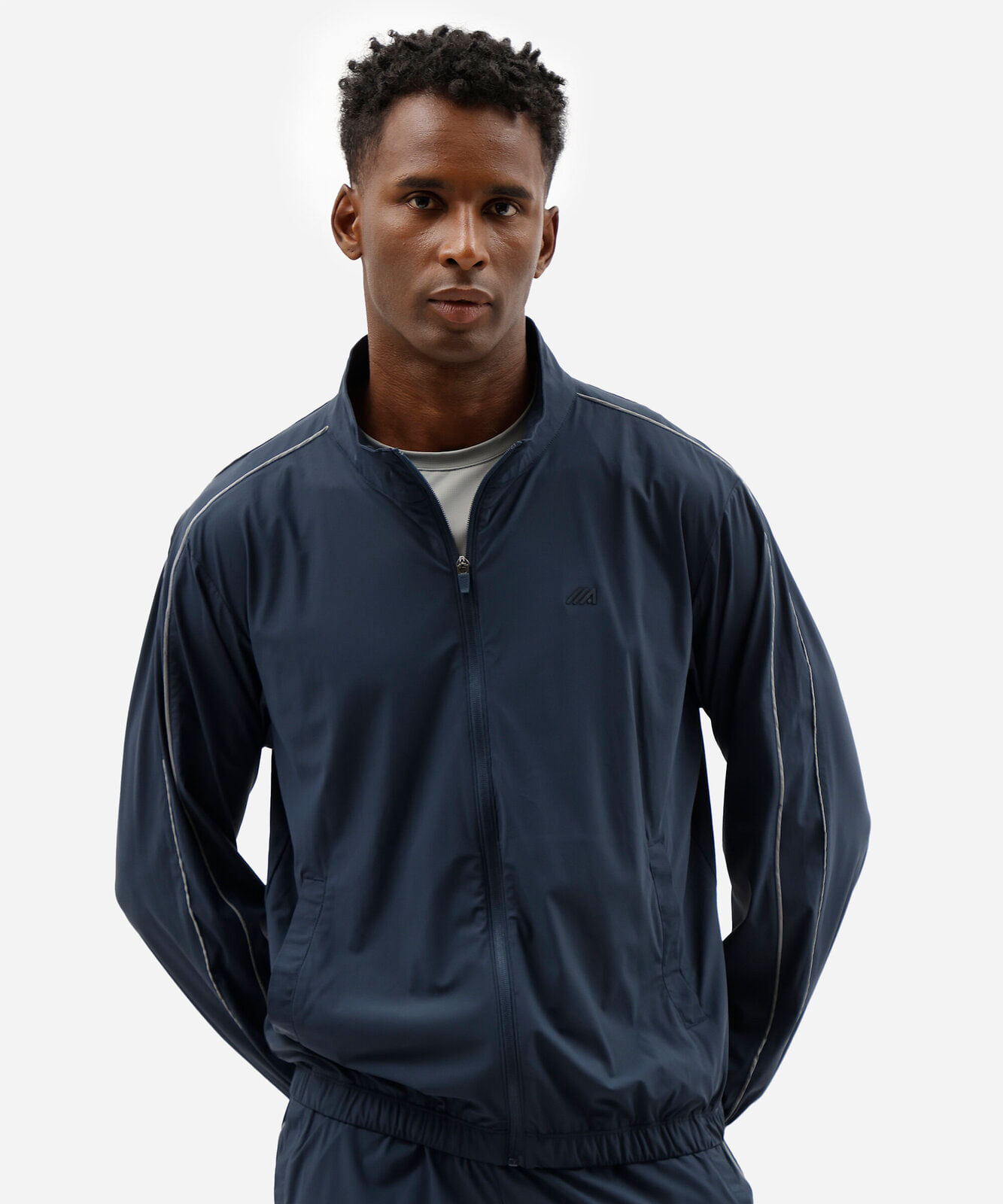 jaqueta esportiva masculina de poliamida gola alta com nervuras azul