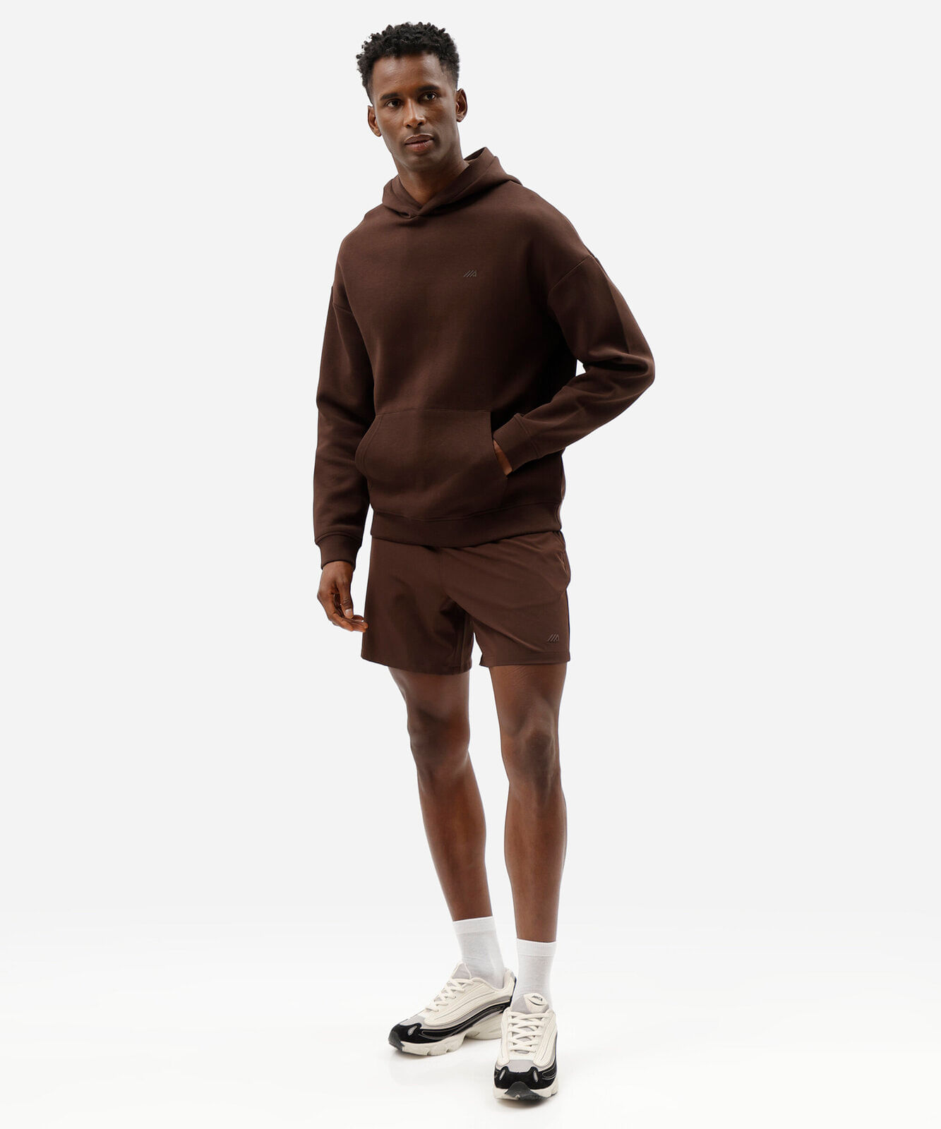 short esportivo masculino bolso com zíper marrom