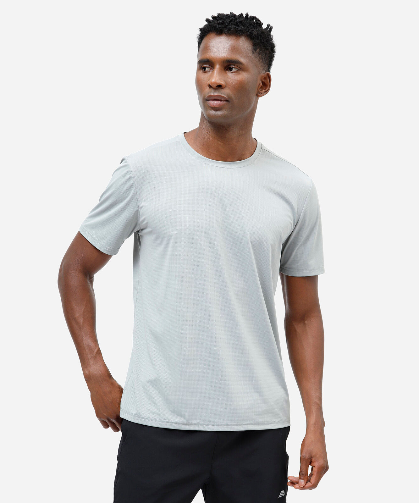 camiseta masculina de poliamida manga curta esportiva cinza