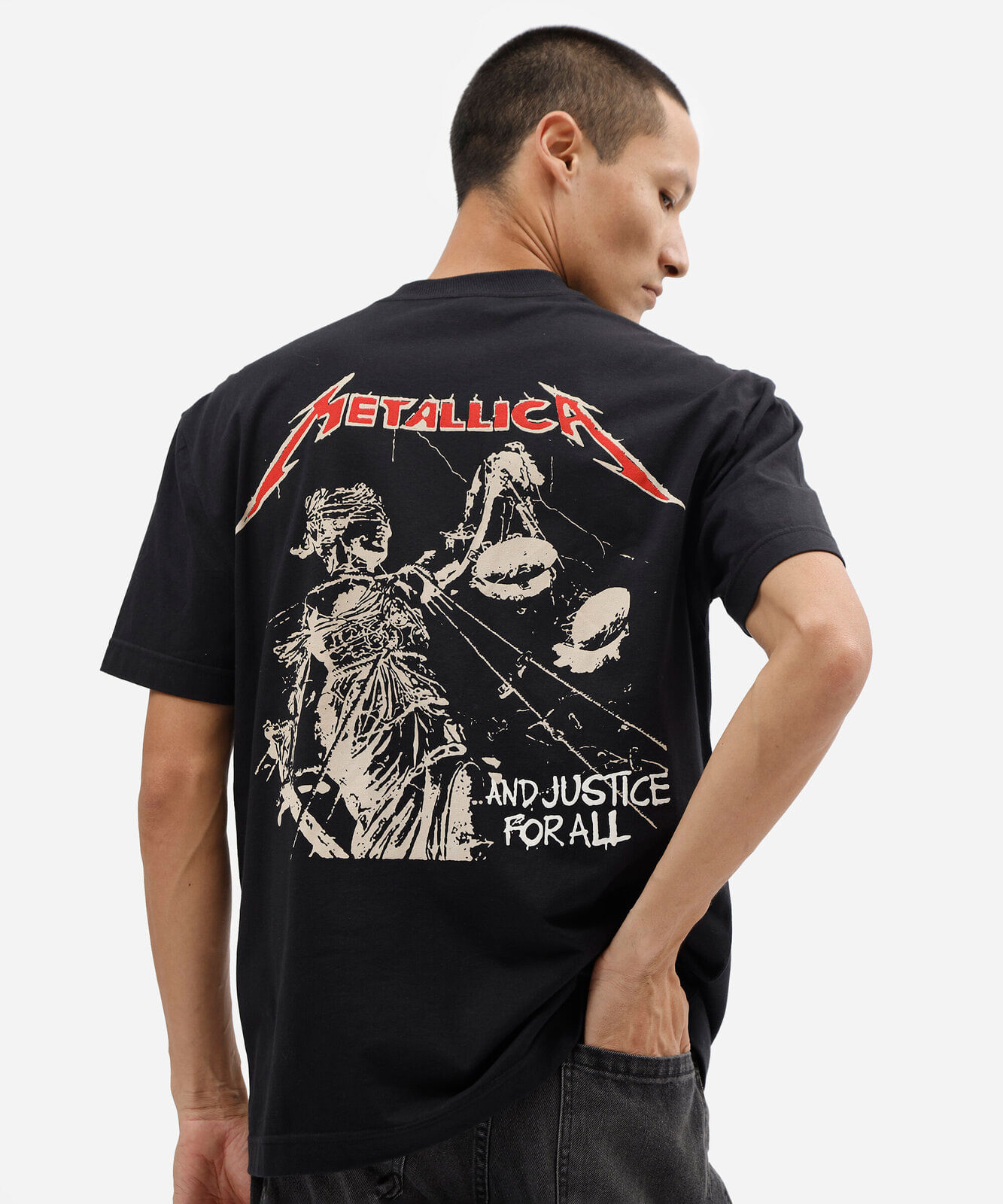 camiseta masculina de algodão metallica preta