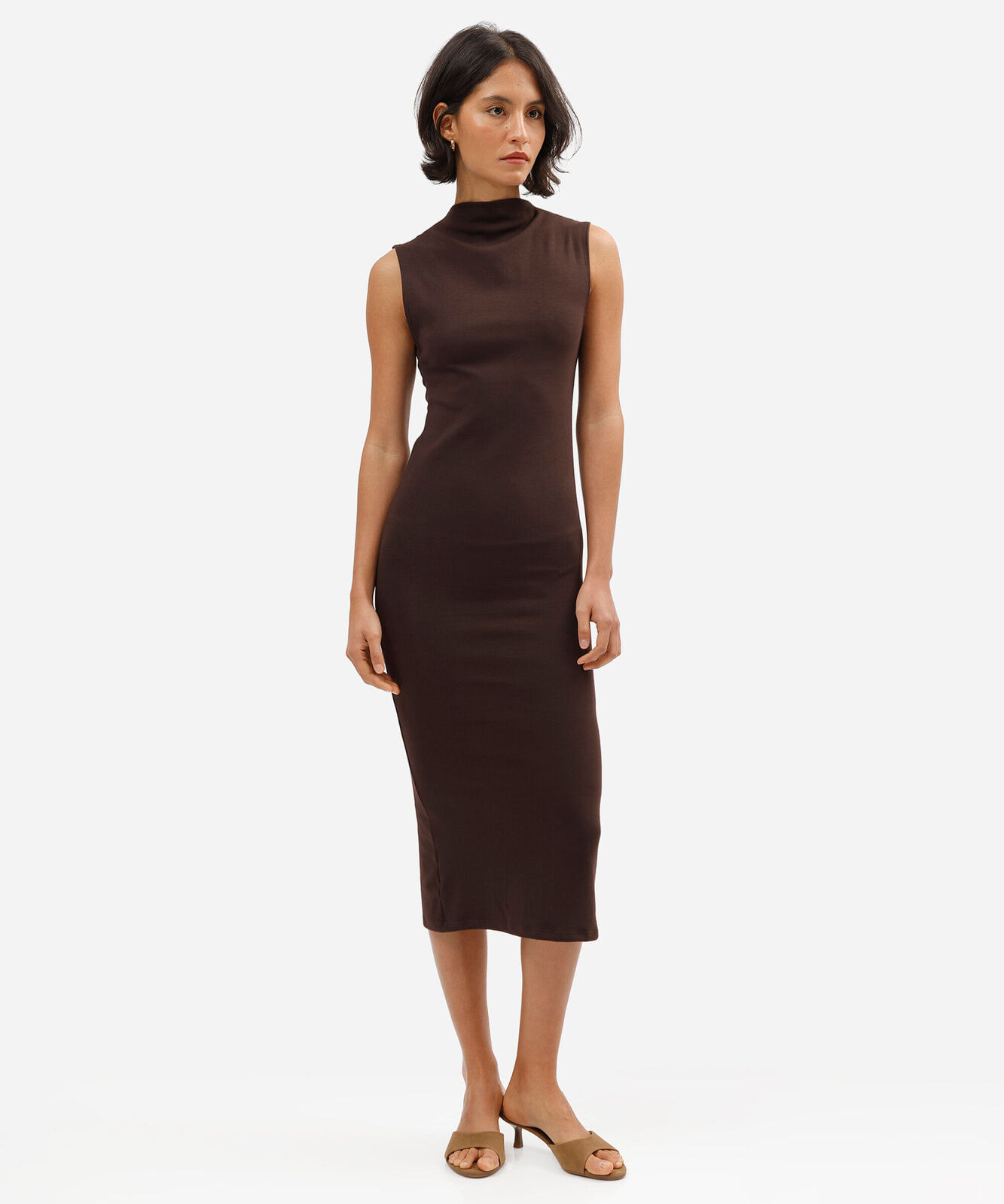 vestido feminino de algodão gola alta marrom