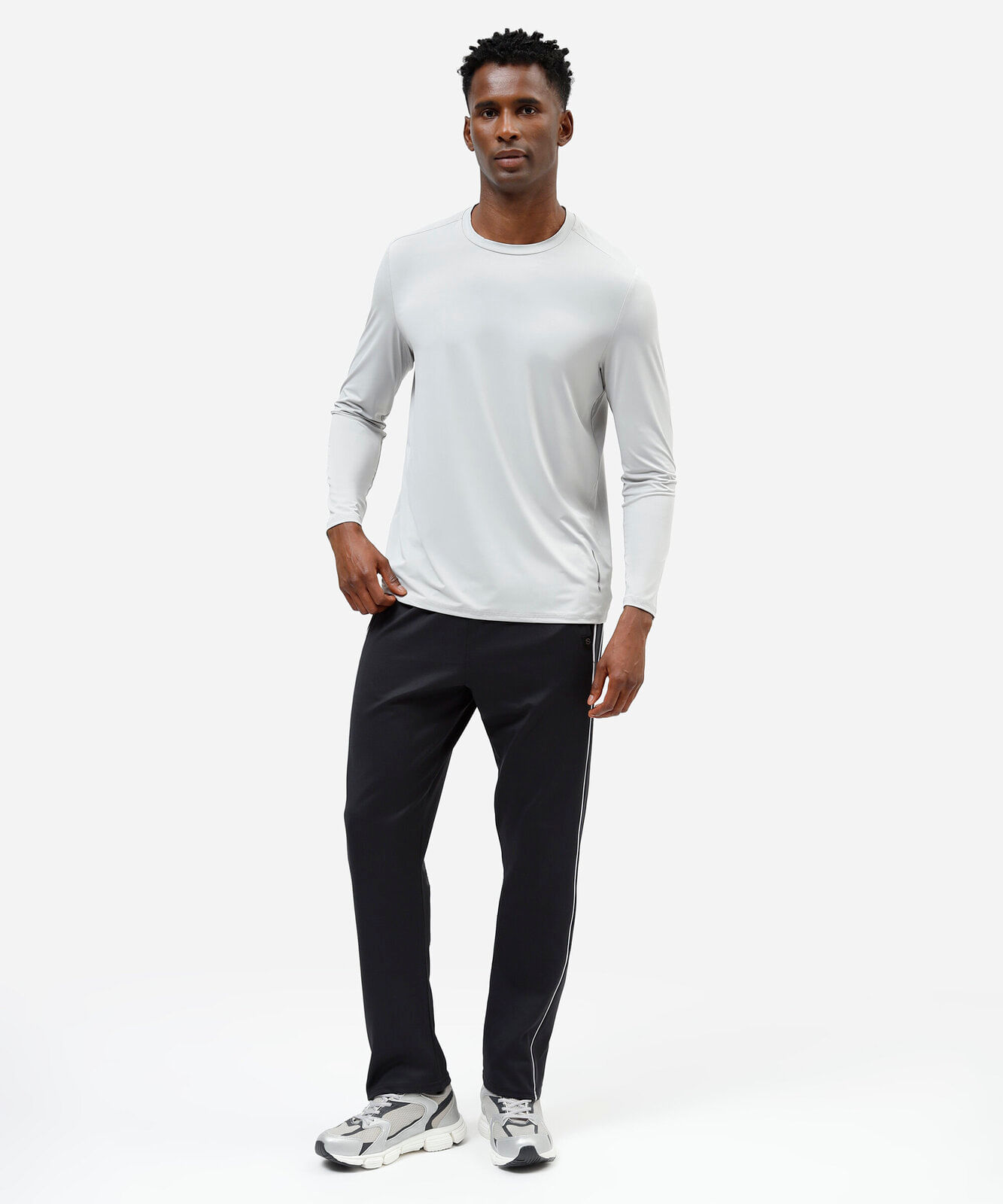 calça esportiva masculina com nervuras preta