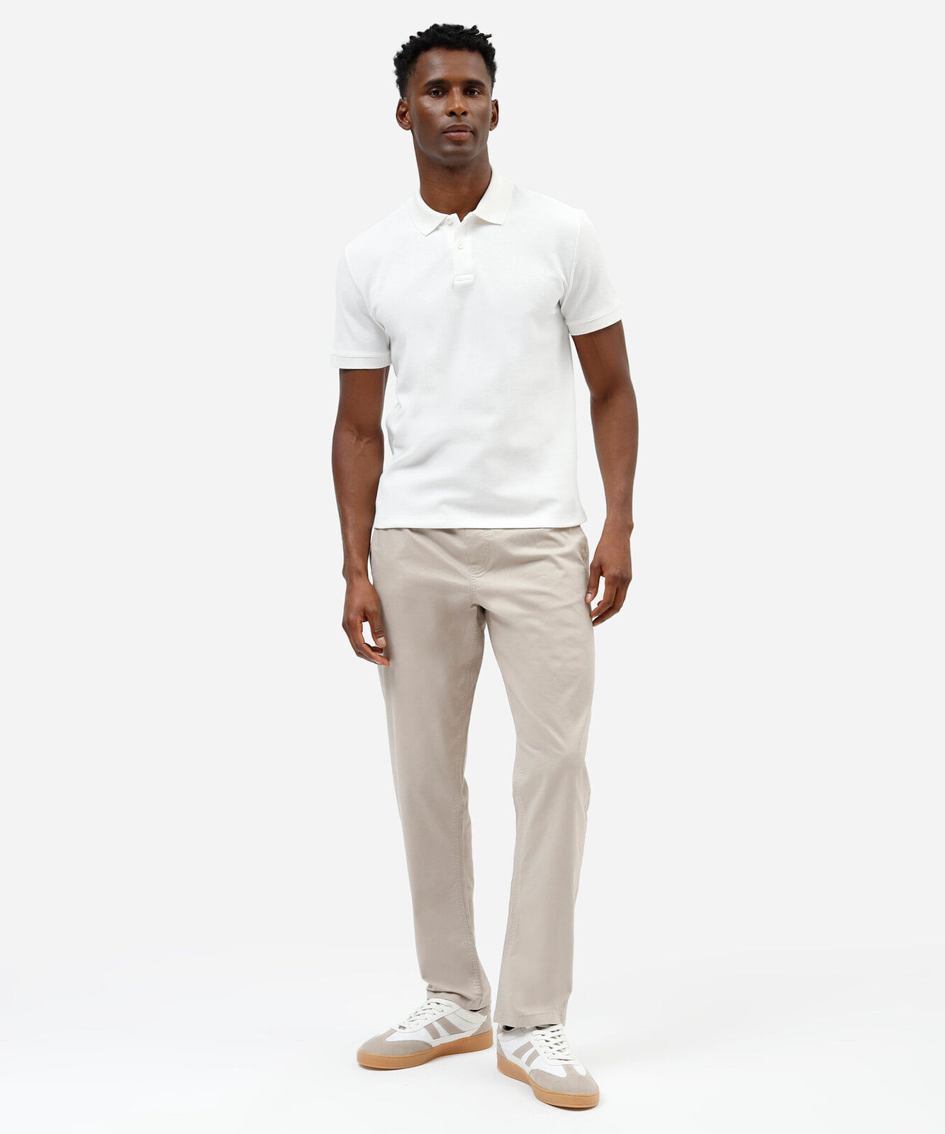 calça jogger chino masculina de sarja cós elástico bege
