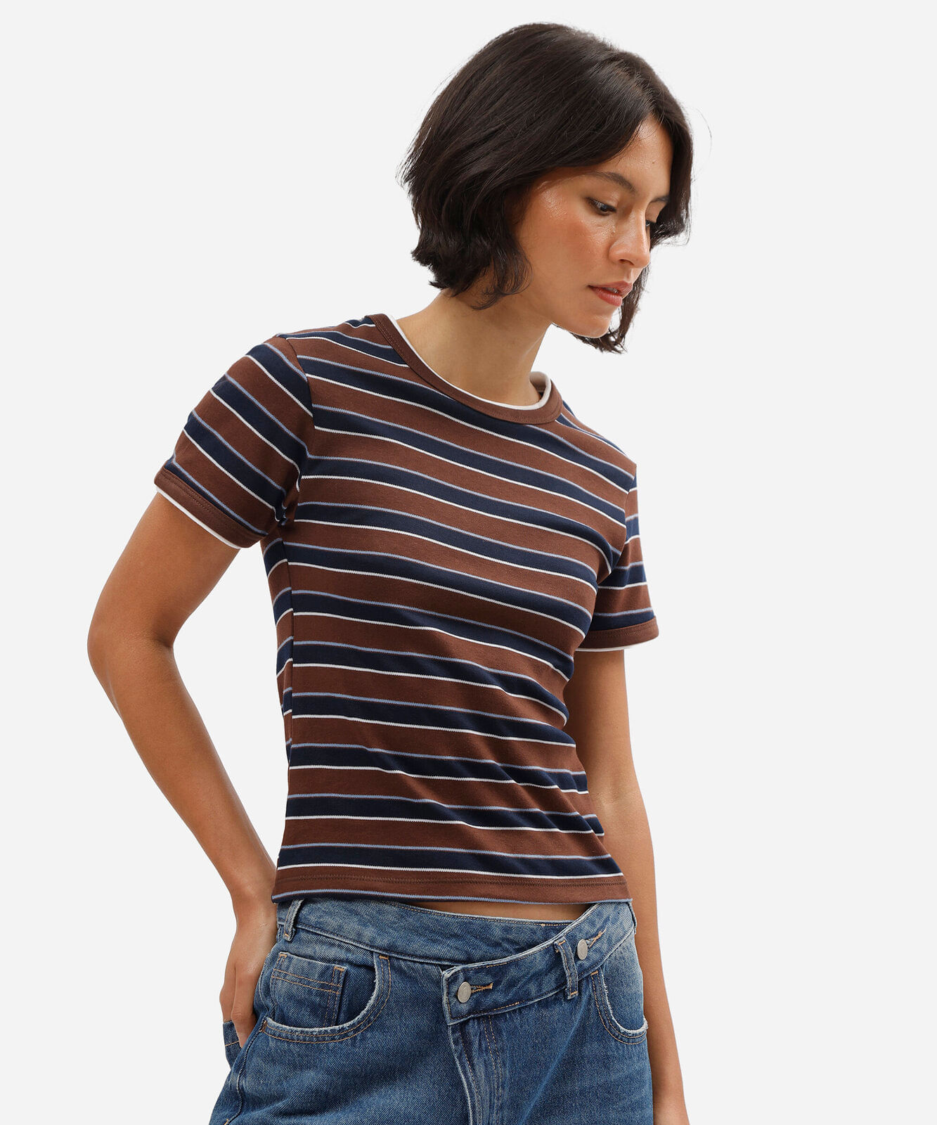 camiseta baby look feminina com algodão manga curta listrada marrom