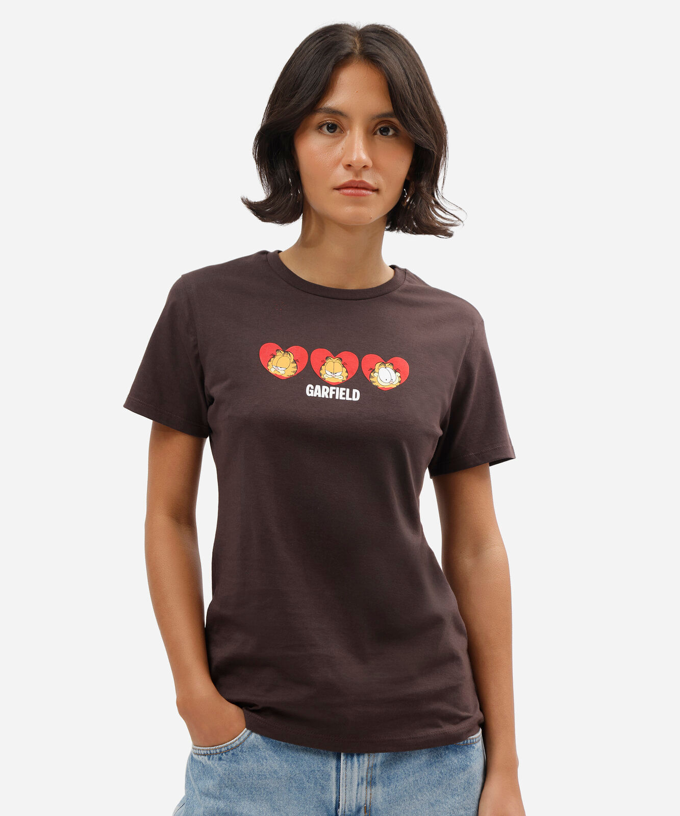 camiseta feminina de algodão manga curta garfield marrom