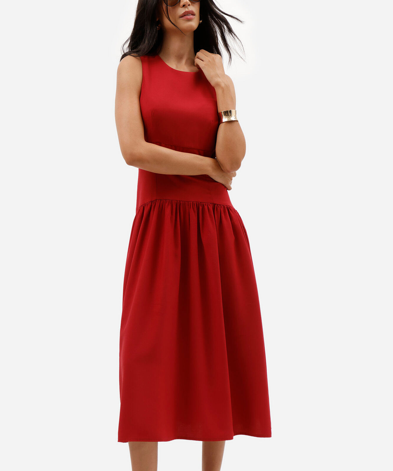 vestido midi feminino com viscose e recortes vermelho