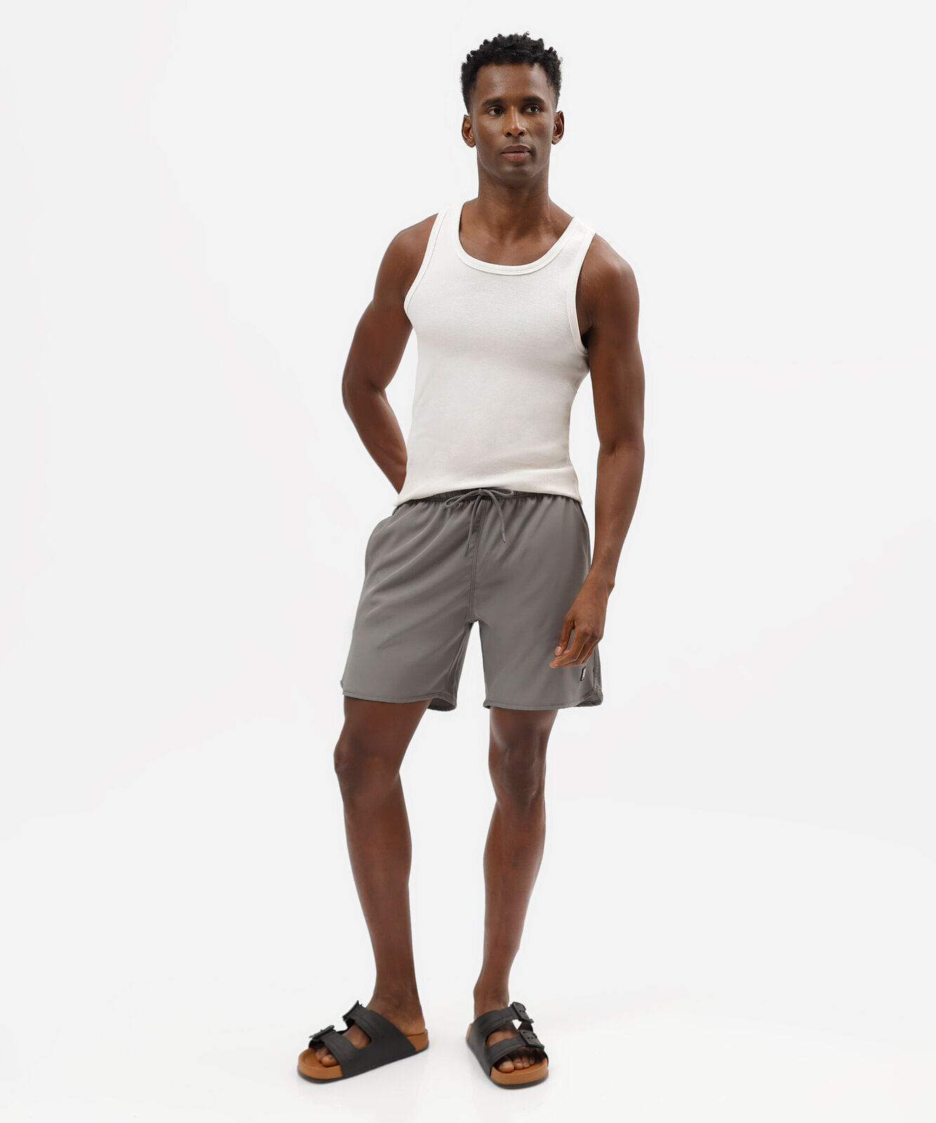 short masculino cós elástico bolso com zíper cinza