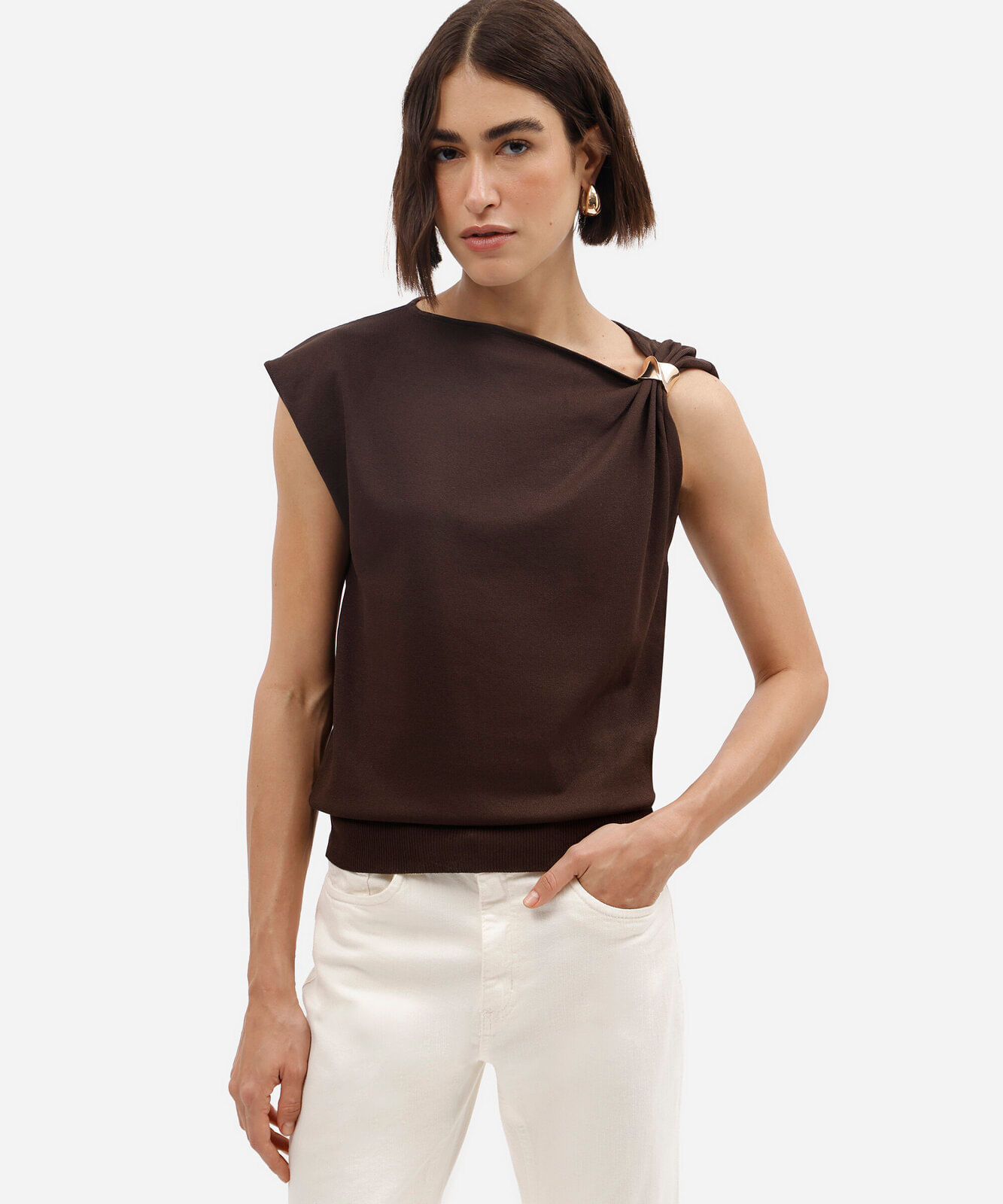 blusa feminina de tricot com fivela marrom