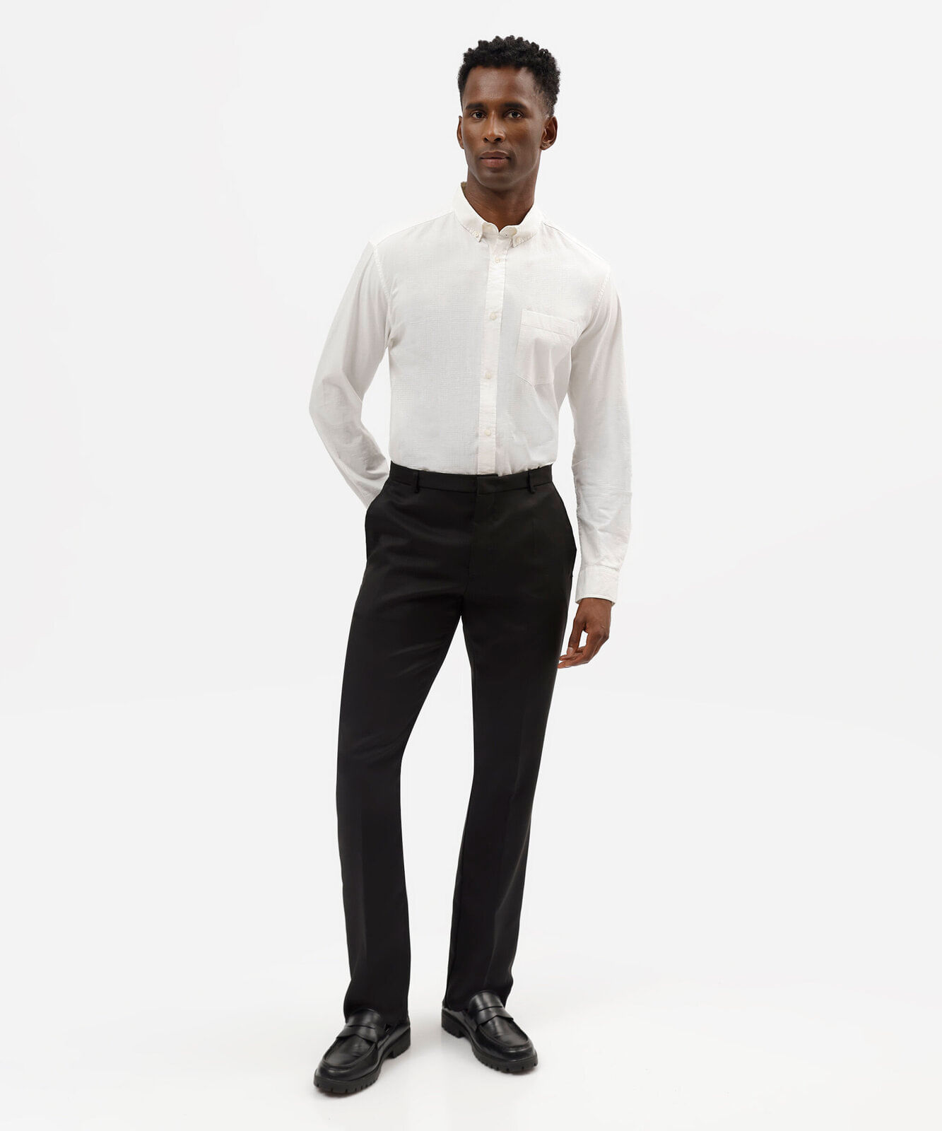 calça social reta de alfaiataria masculina preta