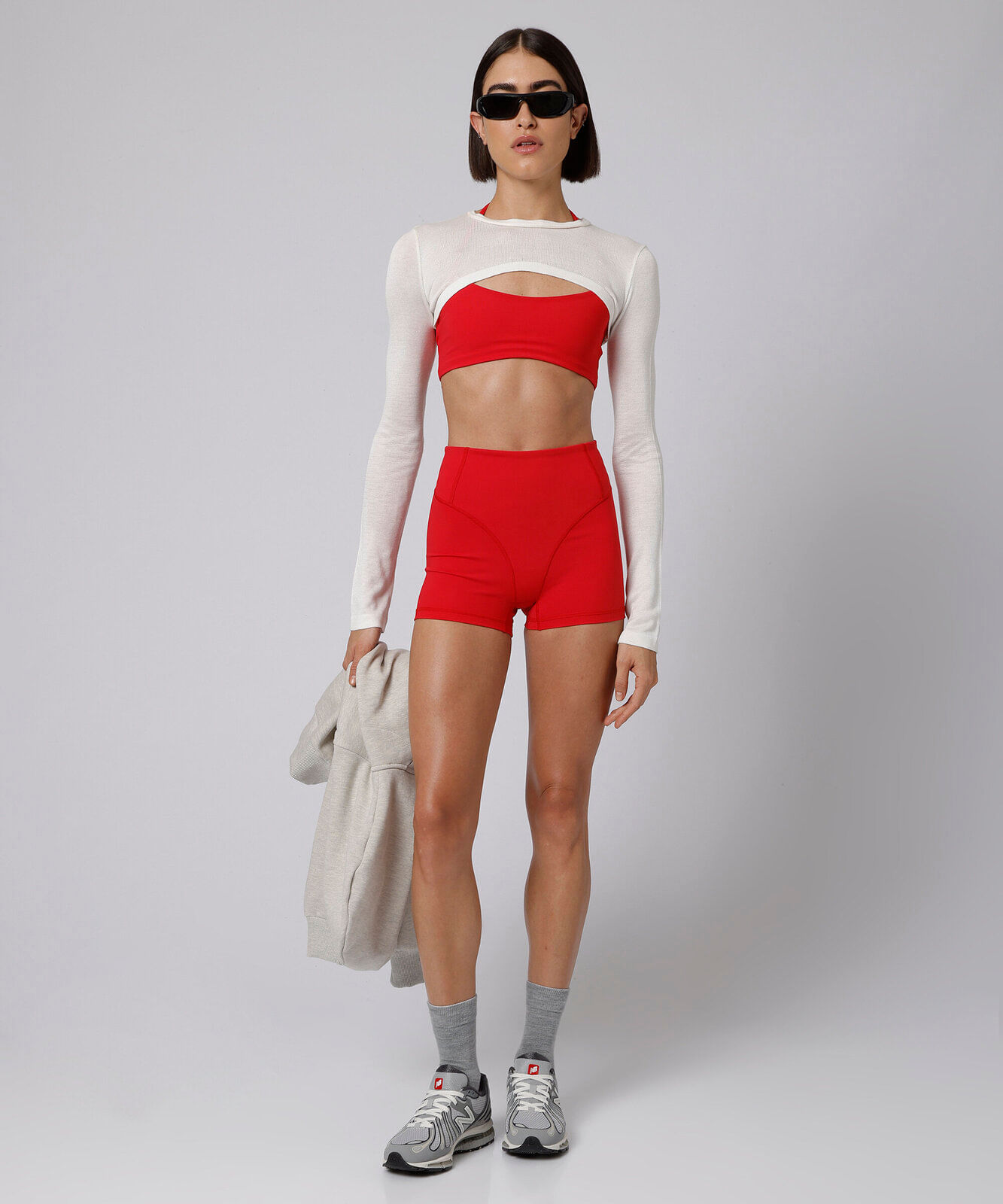 short esportivo feminino de poliamida com recorte mindset giomei vermelho