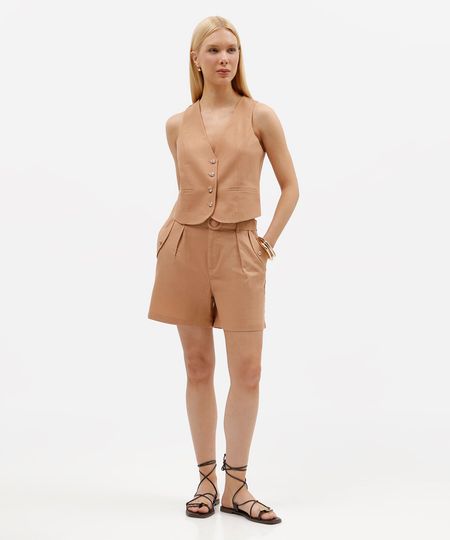 short de alfaiataria feminino com linho e cinto marrom 38