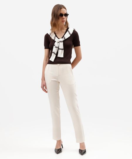 calça de alfaiataria reta feminina com pences off white 38