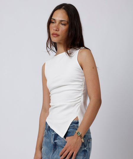 blusa feminina com viscose e fenda franzida mindset off white M