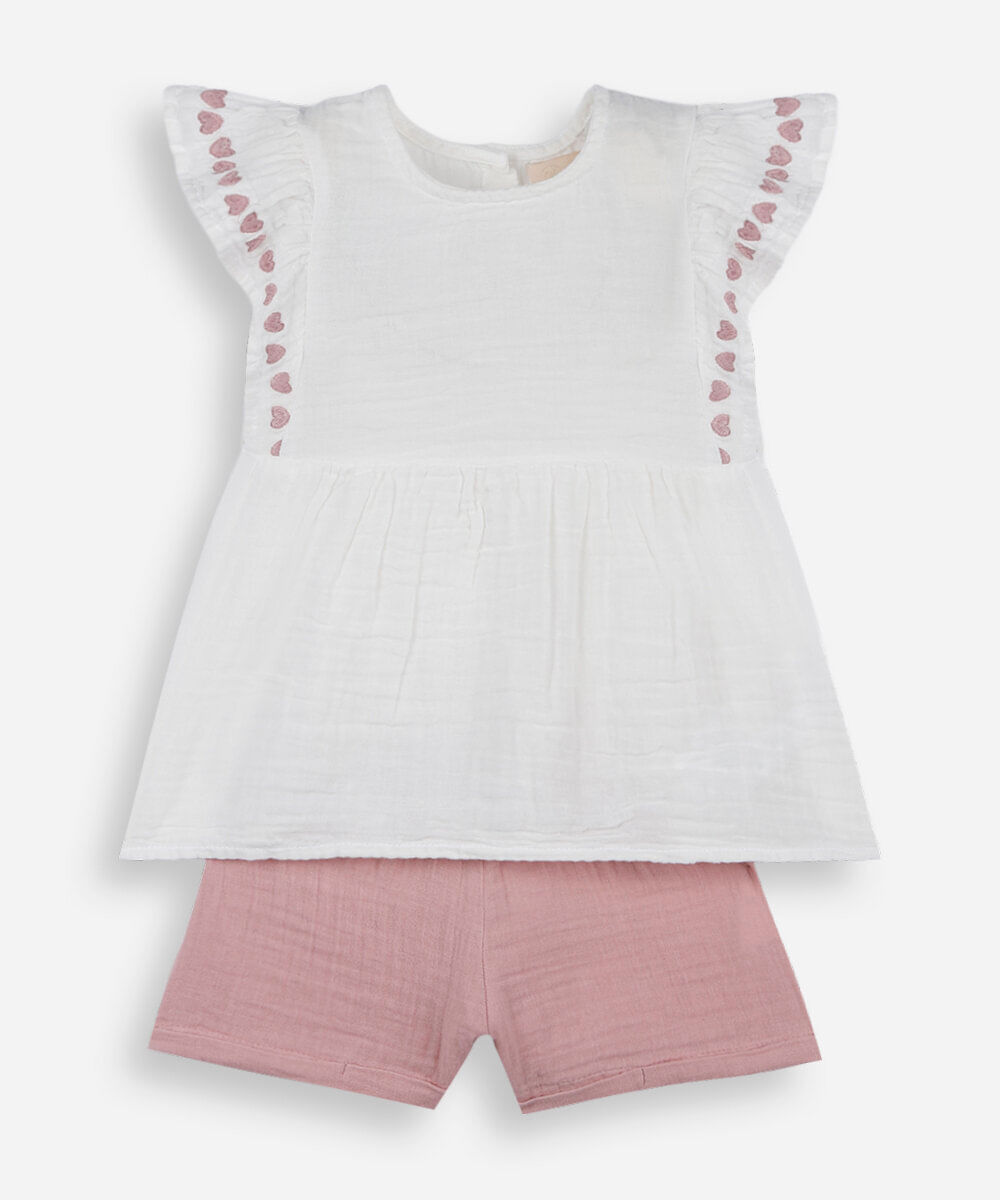 conjunto infantil curto com babados coração rosa