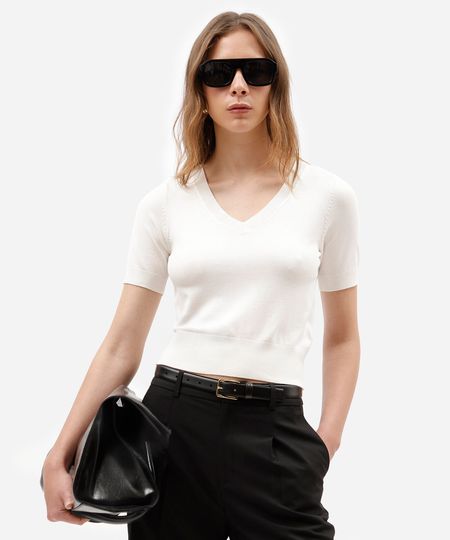 blusa cropped feminina de tricot decote v manga curta off white PP