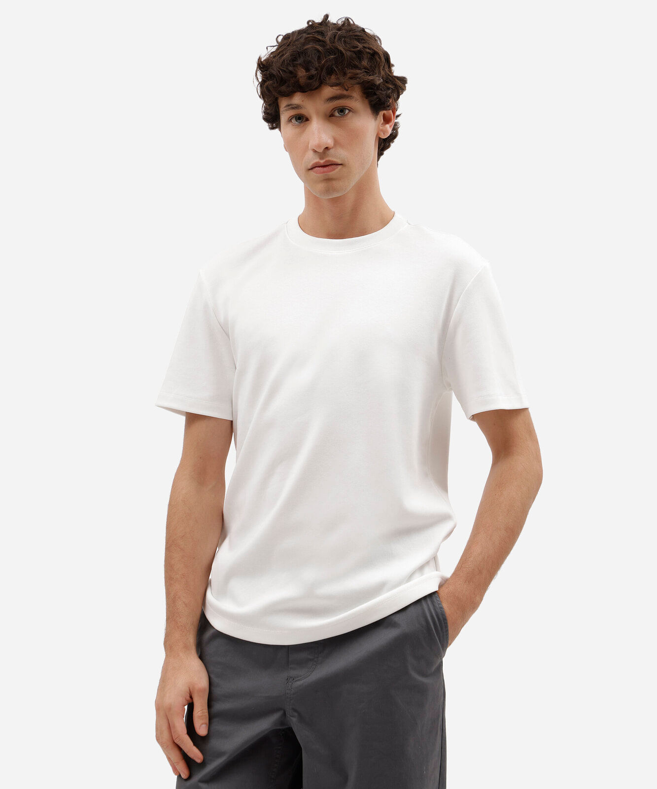 camiseta slim fit masculina de algodão peruano manga curta branca