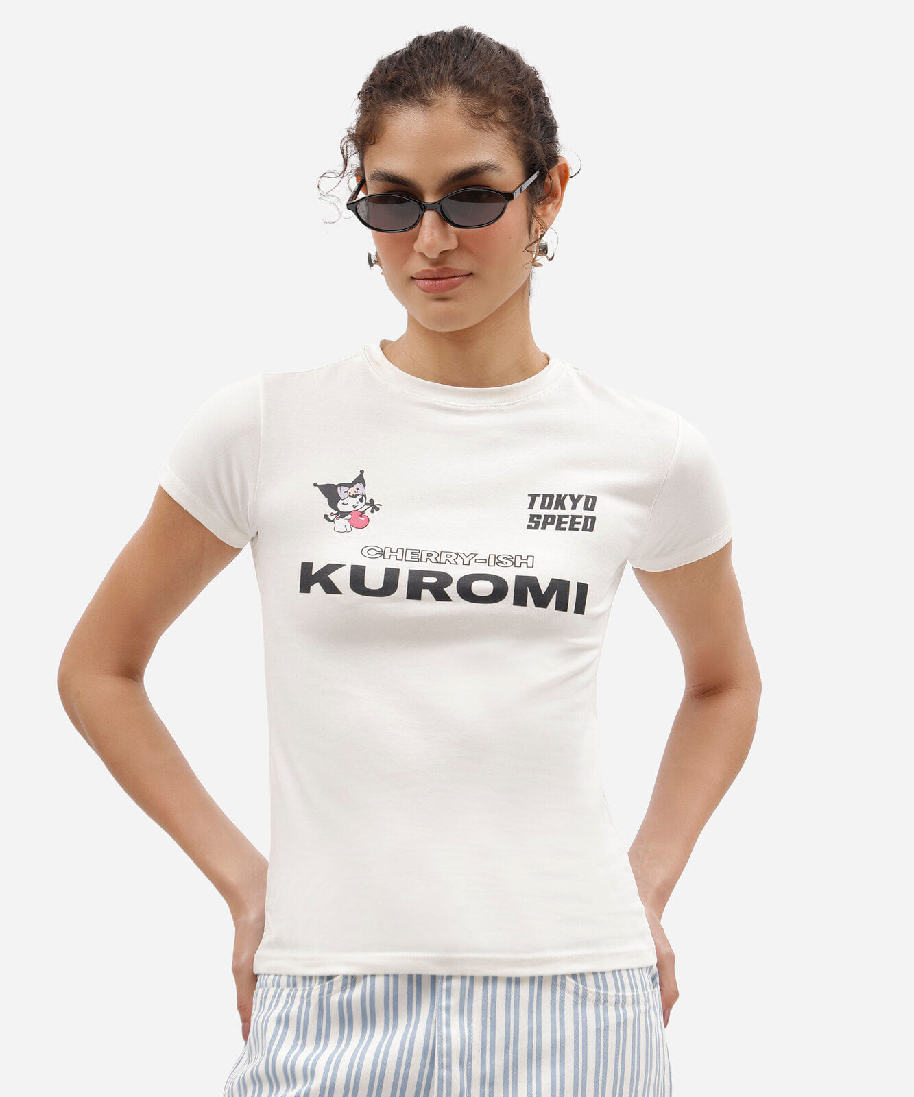 blusa baby look feminina de algodão manga curta kuromi off white