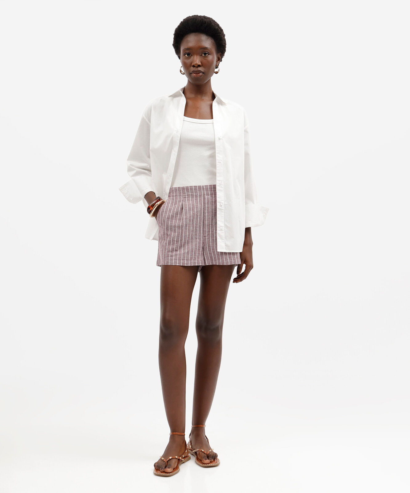 short de alfaiataria feminino com linho listrado vinho