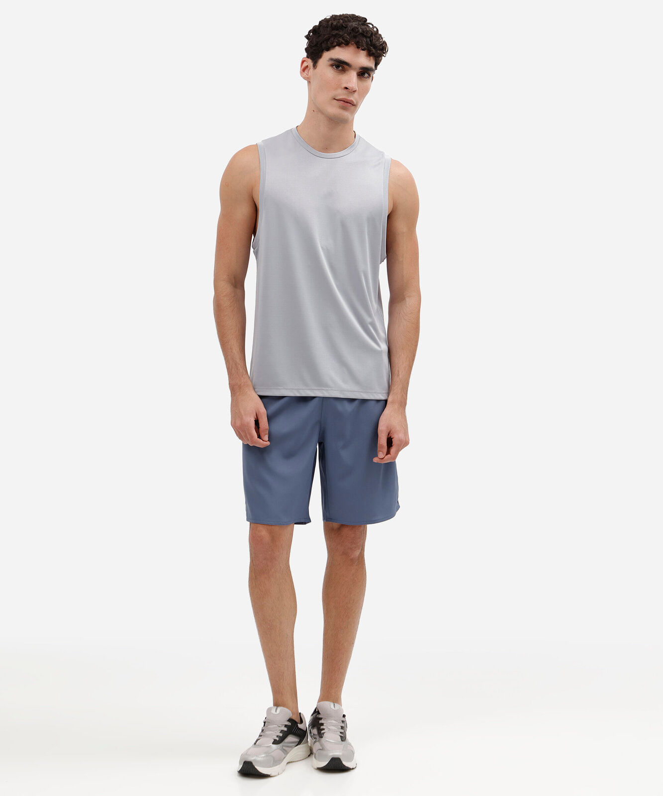 bermuda masculina com bolsos esportiva azul