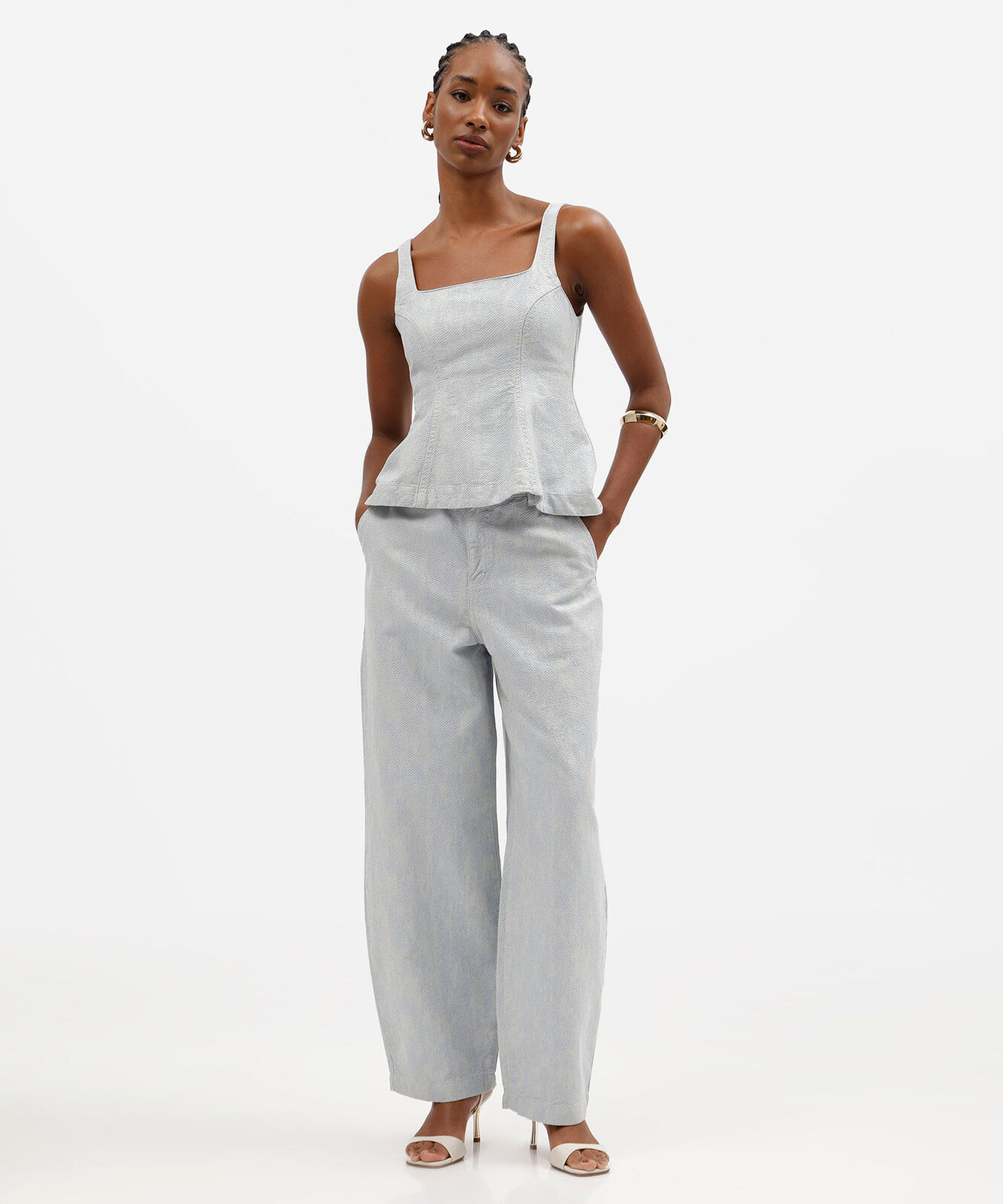 calça balloon feminina jeans cintura alta texturizada azul