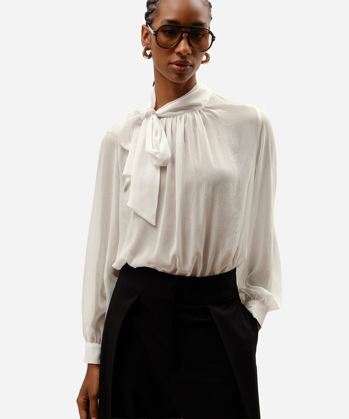 body feminino gola laço manga bufante texturizado off white