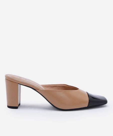 scarpin mule feminino com salto bloco e biqueira contrastante - caramelo 39