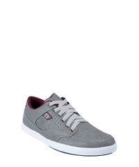 Tenis-com-Recortes-Cinza-8120943-Cinza_1