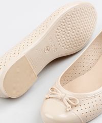 Sapatilha-Feminina-Via-Uno-com-Micro-Furos-Bege-9345769-Bege_2