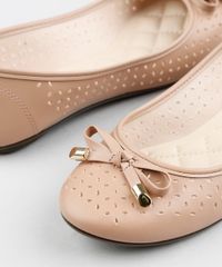 Sapatilha-Feminina-Moleca-com-Laco-e-Recortes-Bege-9330618-Bege_2