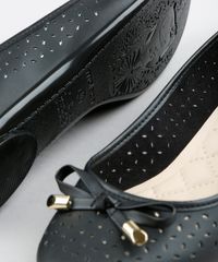 Sapatilha-Feminina-Moleca-com-Laco-e-Recortes-Preta-9330613-Preto_3