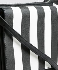 Bolsa-Feminina-Transversal-com-Bolso-e-Listras-Preta-1-8887643-Preto_1_3