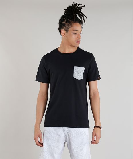 Camiseta-Masculina-com-Bolso-Estampado-Espinha-de-Peixe-Manga-Curta-Gola-Careca-Preta-9316708-Preto_1