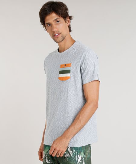 Camiseta-Masculina-Agua-de-Coco-com-Bolso-Listrado-Manga-Curta-Gola-Careca-Cinza-Mescla-9344822-Cinza_Mescla_1