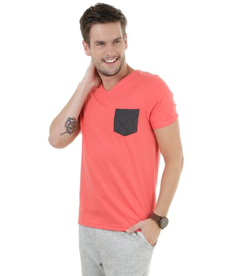 Camiseta-com-Bolso-Vermelha-8270102-Vermelho_1