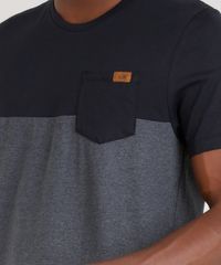 Camiseta-Masculina-Bicolor-Blueman-com-Bolso-Manga-Curta-Gola-Careca-Cinza-Mescla-Escuro-9344824-Cinza_Mescla_Escuro_4 Camiseta-Masculina-Bicolor-Blueman-com-Bolso-Manga-Curta-Gola-Careca-Cinza-Mescla-Escuro-9344824-Cinza_Mescla_Escuro_4