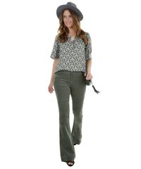 Calca-Flare-em-Veludo-Ateen-Verde-Militar-8139819-Verde_Militar_3