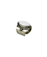 Anel-com-Pedra-Dourado-8155832-Dourado_1