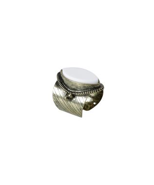 Anel-com-Pedra-Dourado-8155832-Dourado_1