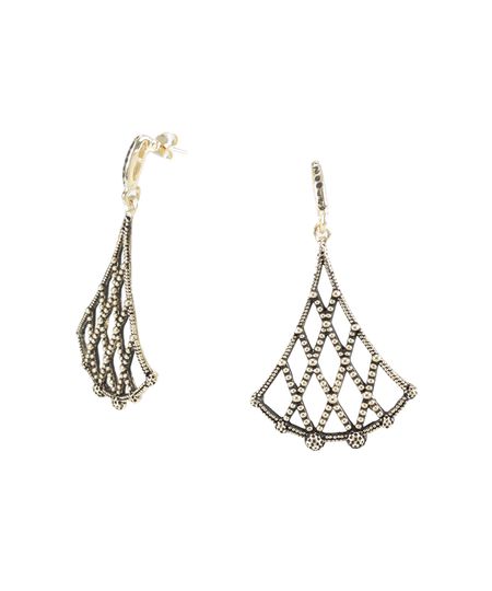 Par-de-Brincos-Texturizados-Dourado-8296278-Dourado_1