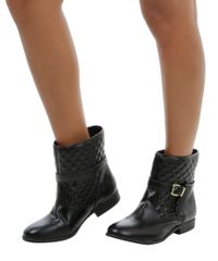 Bota-com-Matelasse-Preta-8301153-Preto_5