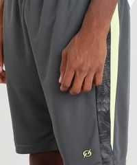 Bermuda-Masculina-Esportiva-Blueman-com-Recorte-Lateral-Verde-9308251-Verde_4