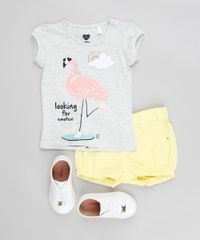 Blusa-Infantil-Flamingo-com-Glitter-Manga-Curta-Decote-Redondo-Cinza-Mescla-Claro-9301875-Cinza_Mescla_Claro_3