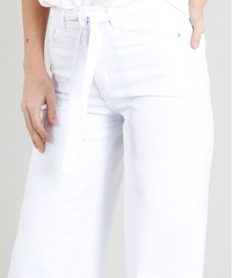 calça branca desfiada feminina