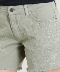 Short-Feminino-Midi-Bordado-com-Barra-Desfiada-Verde-Militar-9365651-Verde_Militar_4