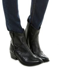 Bota-com-Recortes-em-Couro-Preta-8311444-Preto_5 Bota-com-Recortes-em-Couro-Preta-8311444-Preto_5