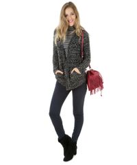 Capa-com-Capuz-em-Croche---Preta-8208576-Preto_3