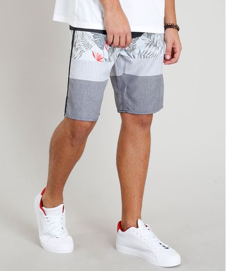 Bermuda-Surf-Masculina-com-Estampa-de-Folhagem-Preta-9308691-Preto_1