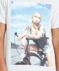 Camiseta-Masculina--It-s-Summer-Baby--Manga-Curta-Gola-Careca-Cinza-Mescla-Escuro-9302122-Cinza_Mescla_Escuro_4