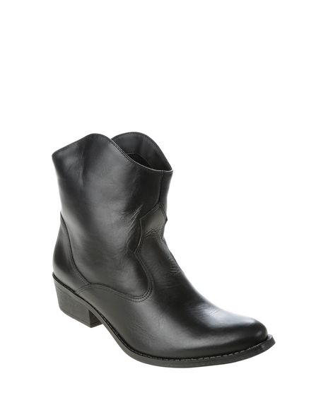 Bota-em-Couro-Preta-8324763-Preto_1
